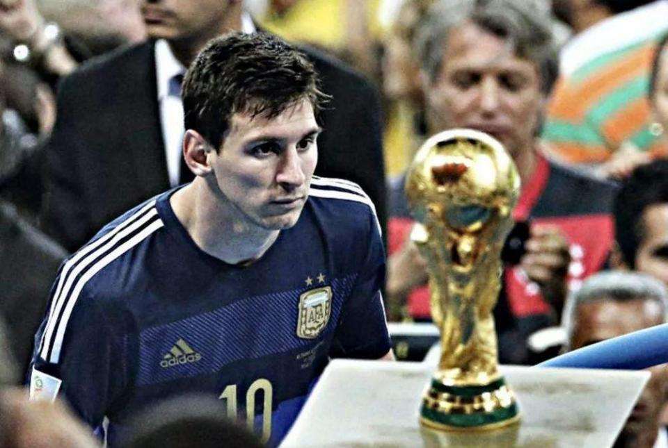 紫色背后的 紫色背后的