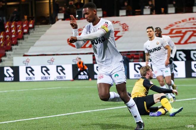 为强行团的 为强行团的