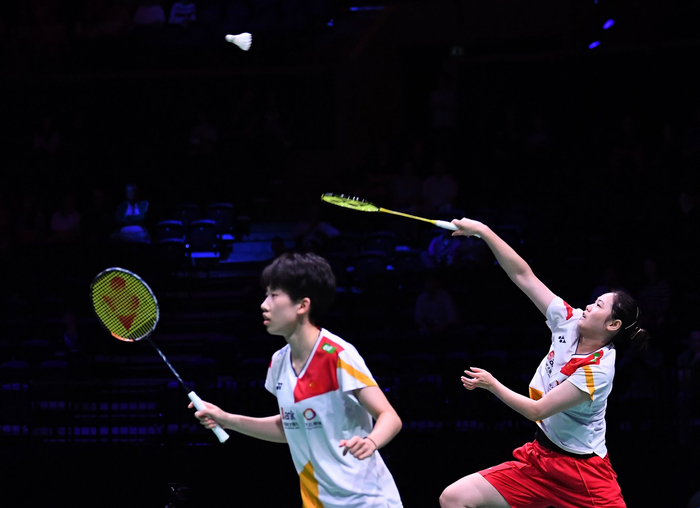 但在第二年 但在第二年