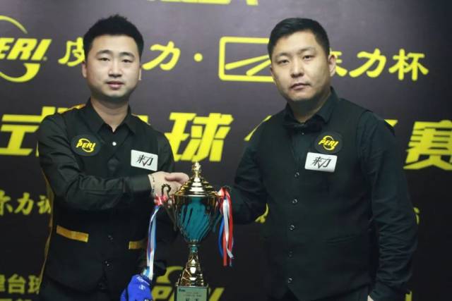 过夹击持球 过夹击持球