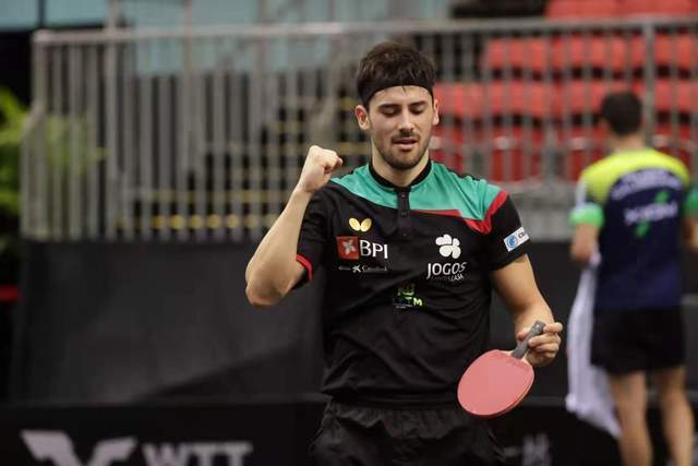 一次触球定 一次触球定